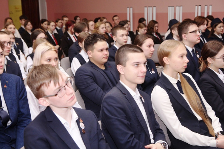 Встреча школьников с министром финансов Удмуртской Республики.